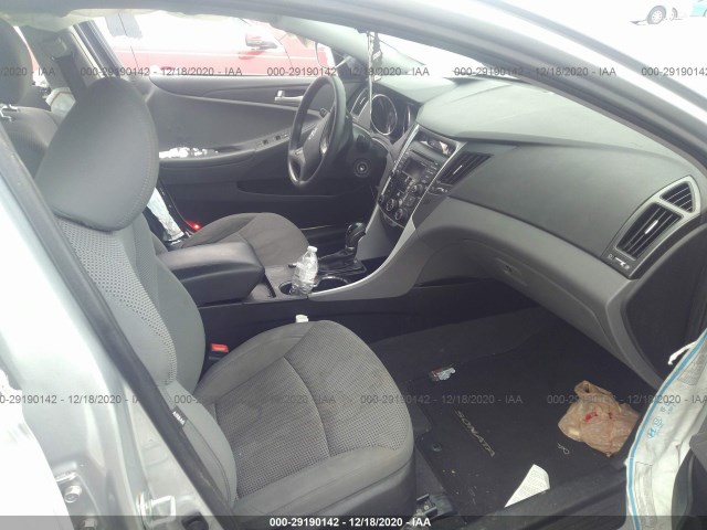 Photo 4 VIN: 5NPEB4AC1EH861763 - HYUNDAI SONATA 