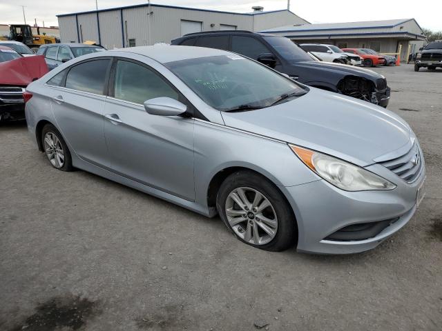 Photo 3 VIN: 5NPEB4AC1EH863450 - HYUNDAI SONATA 