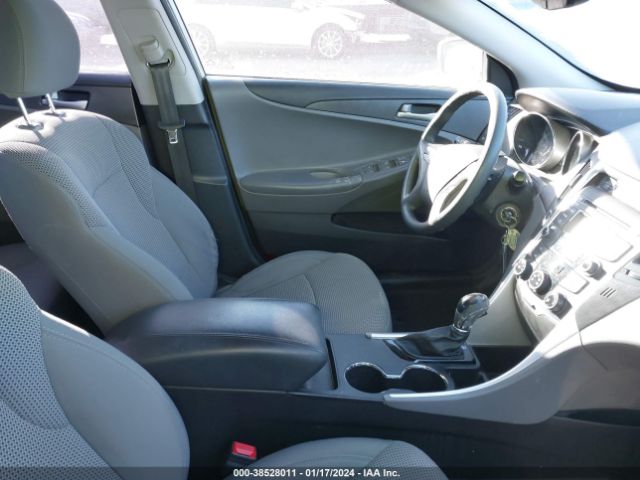 Photo 4 VIN: 5NPEB4AC1EH876618 - HYUNDAI SONATA 