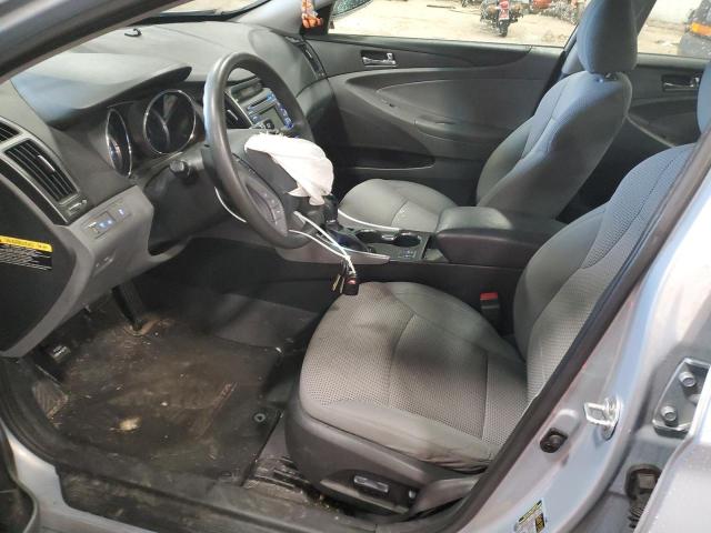 Photo 6 VIN: 5NPEB4AC1EH895718 - HYUNDAI SONATA GLS 