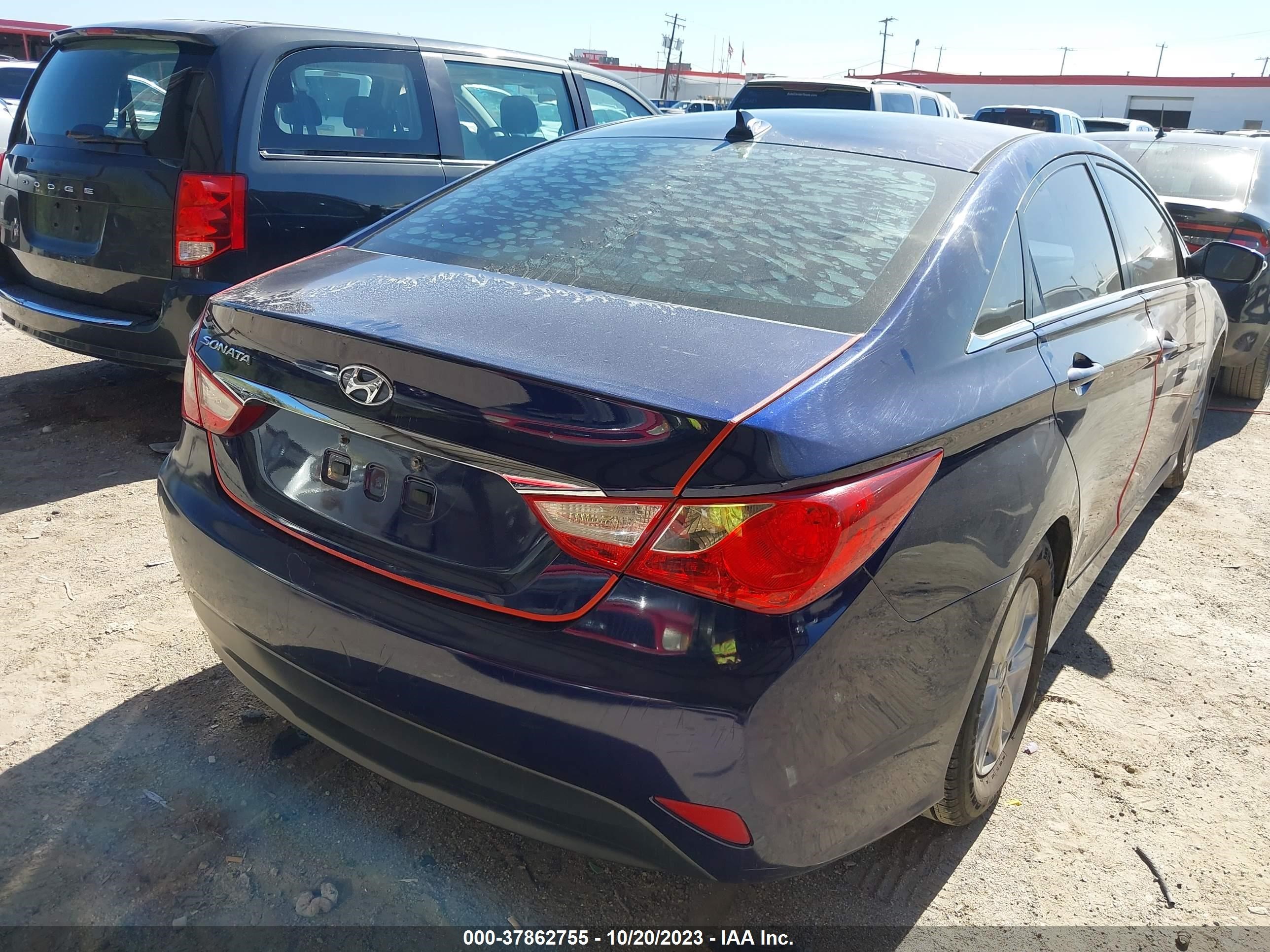 Photo 3 VIN: 5NPEB4AC1EH906071 - HYUNDAI SONATA 