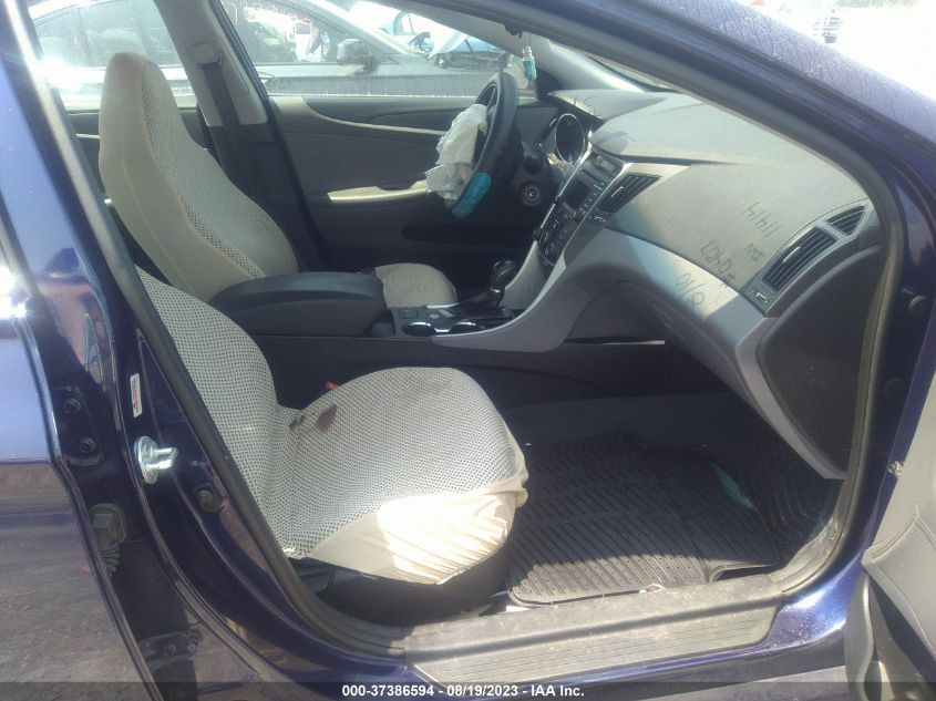 Photo 4 VIN: 5NPEB4AC1EH920407 - HYUNDAI SONATA 