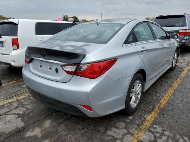 Photo 3 VIN: 5NPEB4AC1EH922853 - HYUNDAI SONATA 