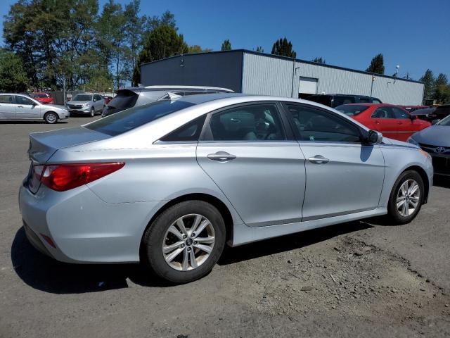 Photo 2 VIN: 5NPEB4AC1EH924702 - HYUNDAI SONATA GLS 