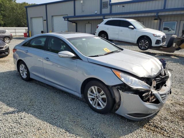 Photo 3 VIN: 5NPEB4AC1EH931374 - HYUNDAI SONATA GLS 