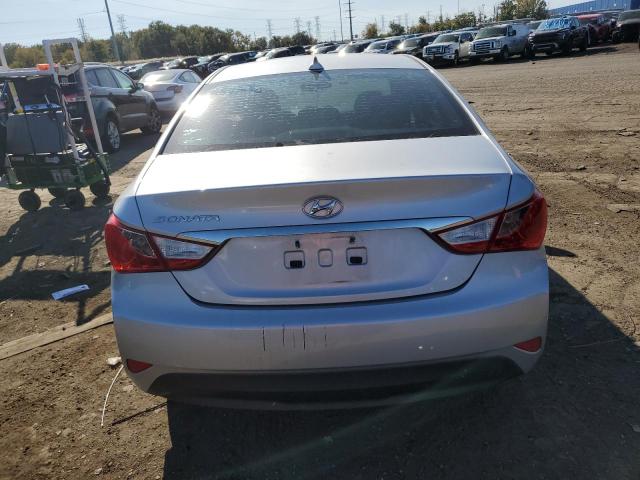 Photo 5 VIN: 5NPEB4AC1EH940138 - HYUNDAI SONATA GLS 