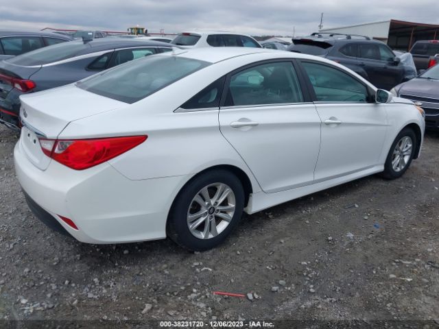 Photo 3 VIN: 5NPEB4AC1EH942102 - HYUNDAI SONATA 