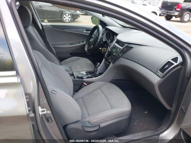 Photo 4 VIN: 5NPEB4AC2BH017954 - HYUNDAI SONATA 