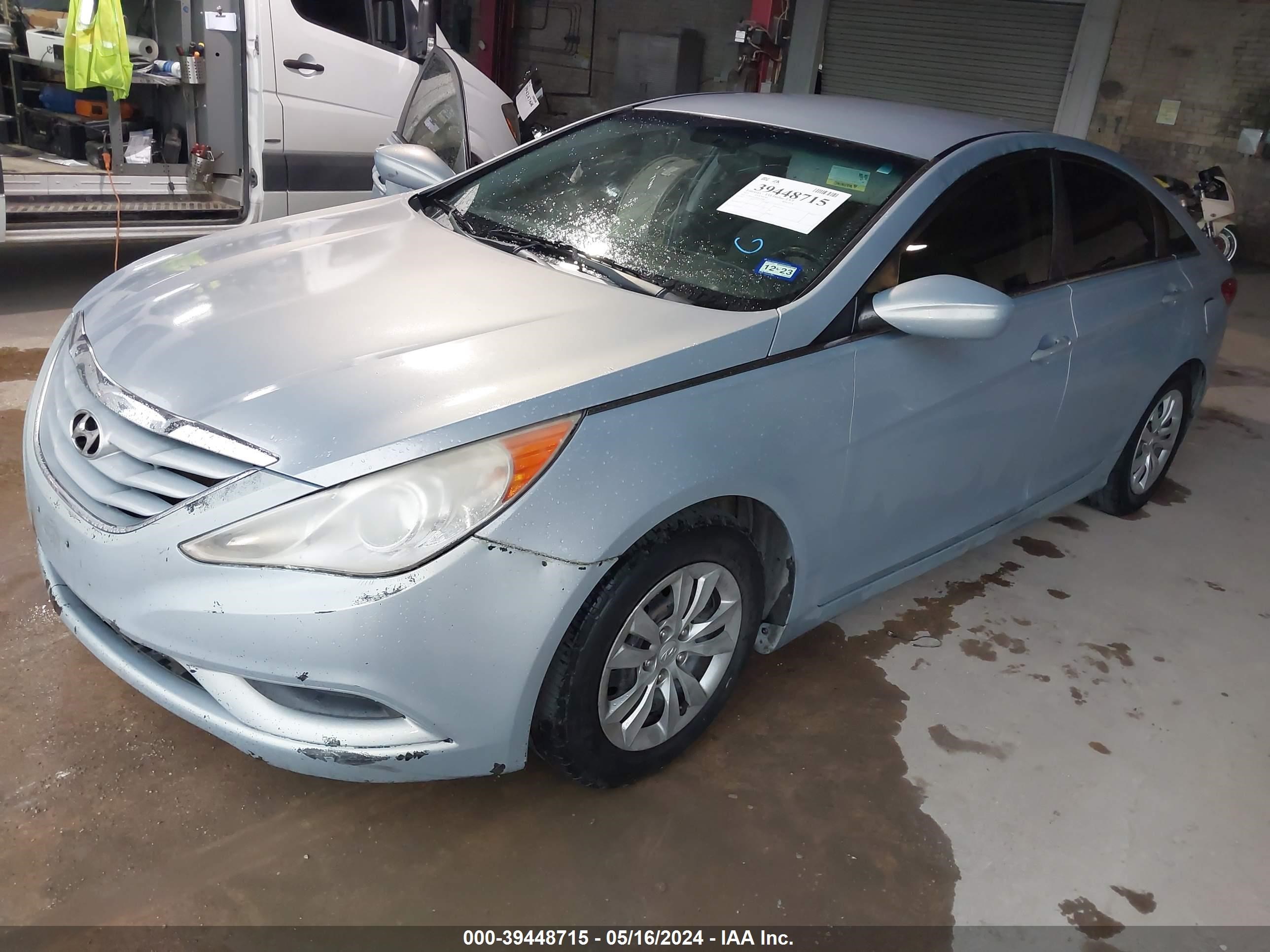 Photo 1 VIN: 5NPEB4AC2BH024080 - HYUNDAI SONATA 