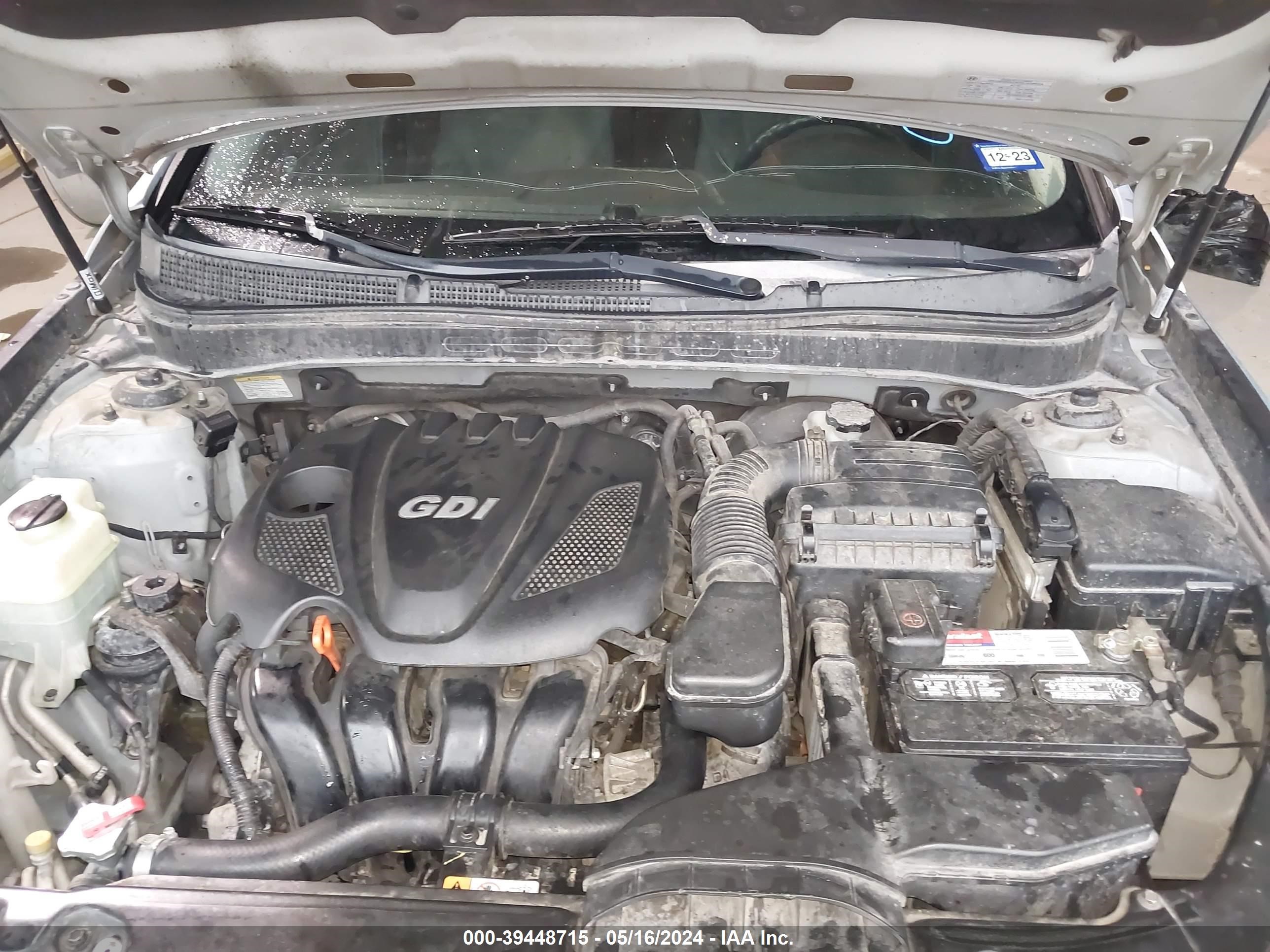 Photo 9 VIN: 5NPEB4AC2BH024080 - HYUNDAI SONATA 