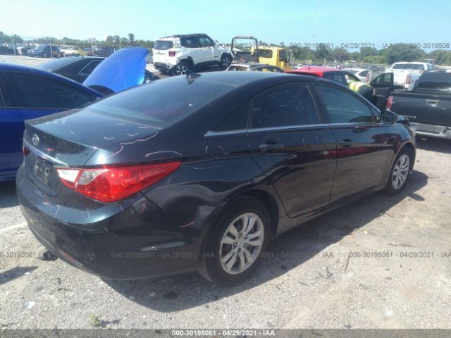 Photo 3 VIN: 5NPEB4AC2BH047729 - HYUNDAI SONATA 