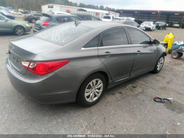 Photo 3 VIN: 5NPEB4AC2BH063851 - HYUNDAI SONATA 