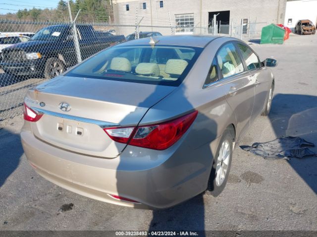 Photo 3 VIN: 5NPEB4AC2BH071321 - HYUNDAI SONATA 