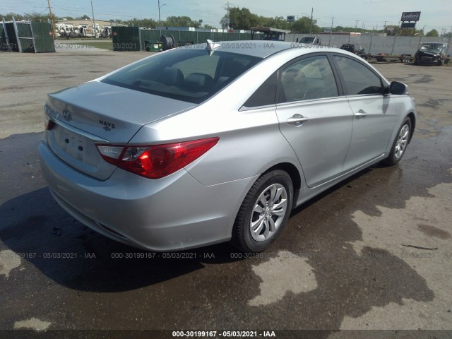 Photo 3 VIN: 5NPEB4AC2BH080083 - HYUNDAI SONATA 