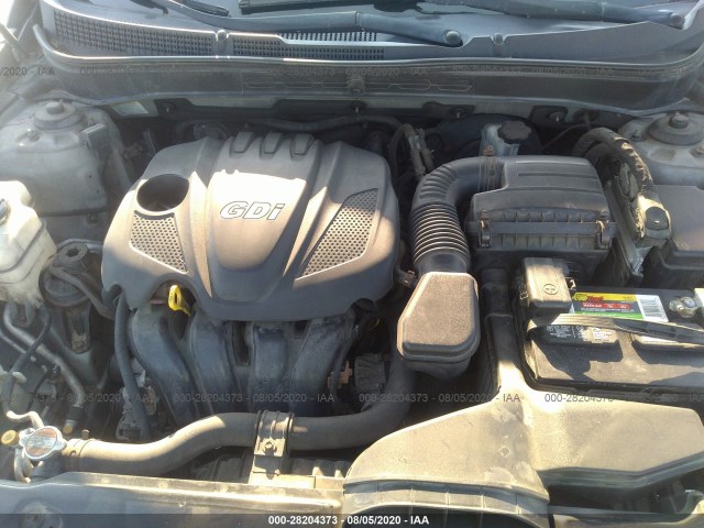 Photo 9 VIN: 5NPEB4AC2BH094422 - HYUNDAI SONATA 