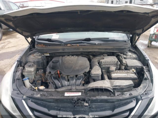 Photo 9 VIN: 5NPEB4AC2BH137656 - HYUNDAI SONATA 