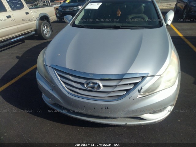 Photo 5 VIN: 5NPEB4AC2BH138063 - HYUNDAI SONATA 