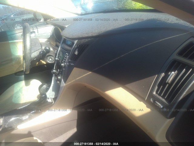 Photo 4 VIN: 5NPEB4AC2BH150049 - HYUNDAI SONATA 