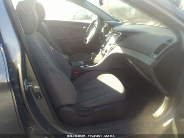 Photo 4 VIN: 5NPEB4AC2BH151573 - HYUNDAI SONATA 