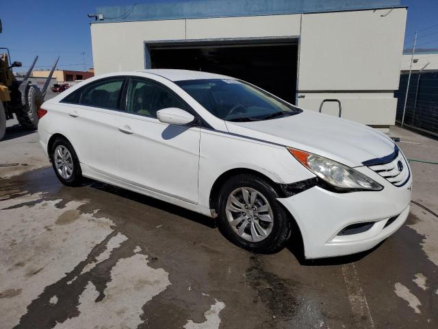 Photo 3 VIN: 5NPEB4AC2BH155946 - HYUNDAI SONATA 