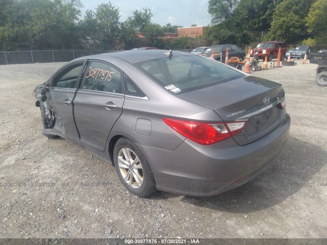 Photo 2 VIN: 5NPEB4AC2BH166607 - HYUNDAI SONATA 