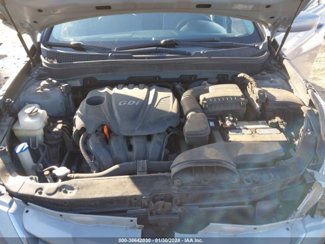 Photo 9 VIN: 5NPEB4AC2BH167109 - HYUNDAI SONATA 