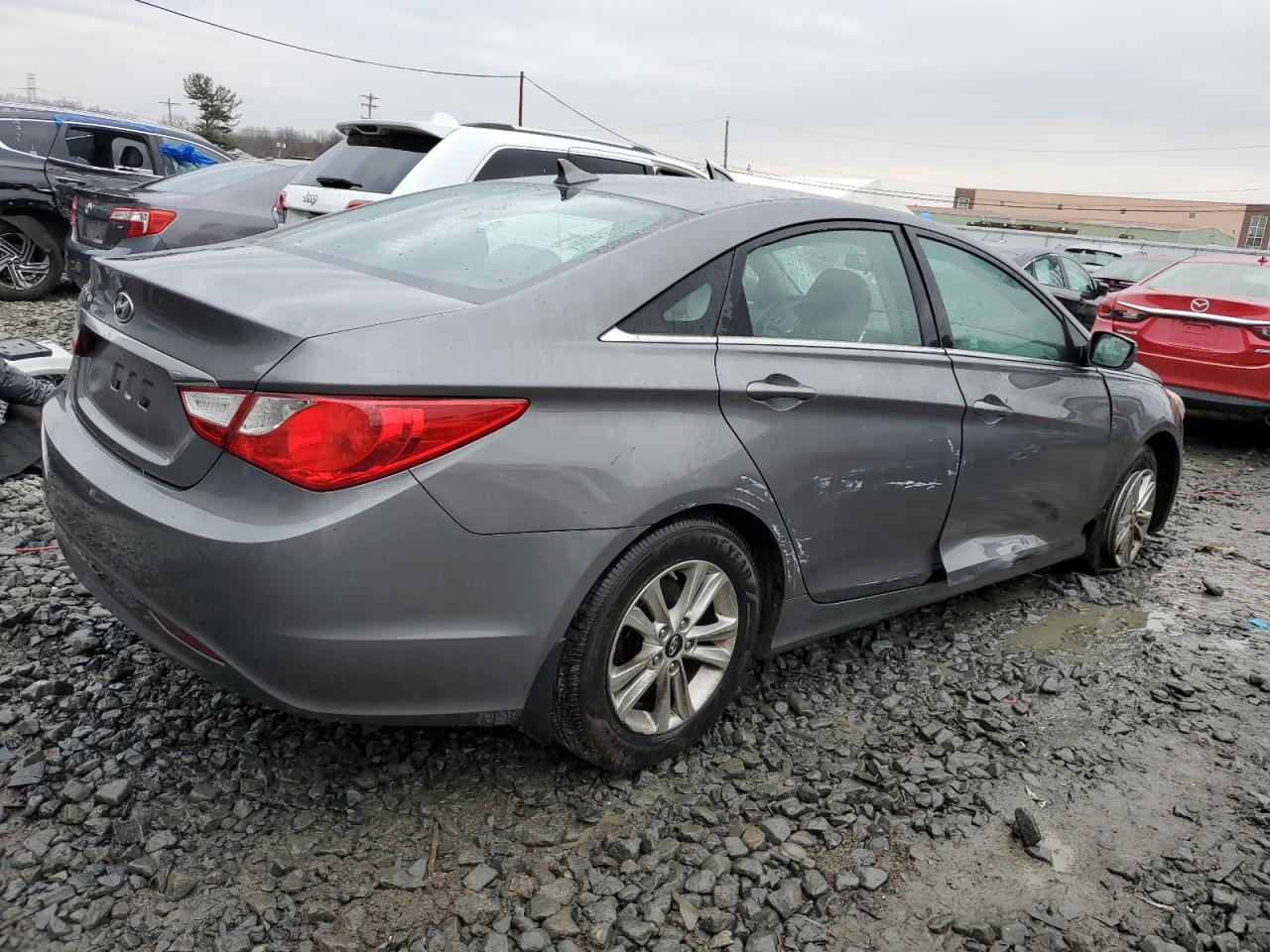 Photo 2 VIN: 5NPEB4AC2BH206426 - HYUNDAI SONATA 