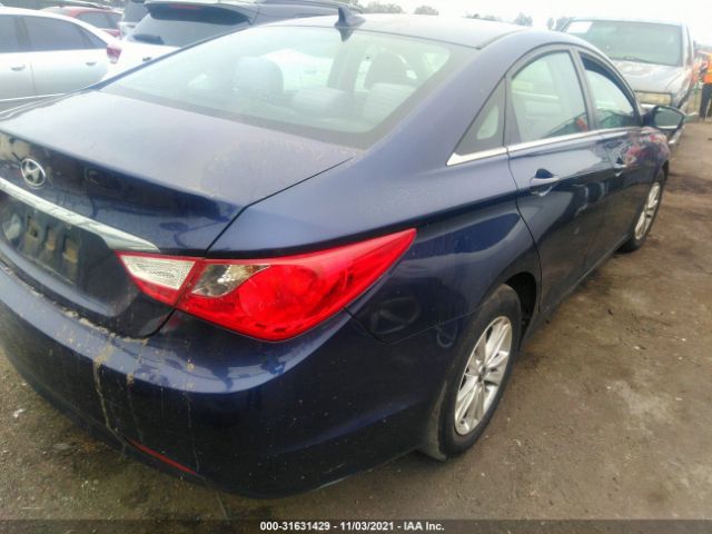 Photo 3 VIN: 5NPEB4AC2BH239989 - HYUNDAI SONATA 