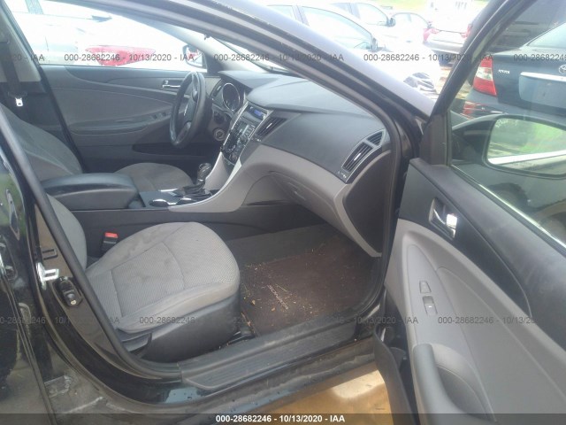 Photo 4 VIN: 5NPEB4AC2BH243329 - HYUNDAI SONATA 