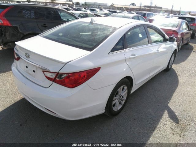 Photo 3 VIN: 5NPEB4AC2BH249471 - HYUNDAI SONATA 