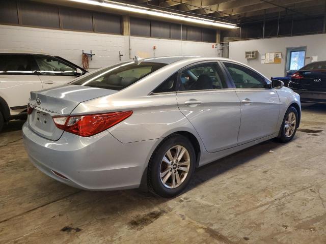 Photo 2 VIN: 5NPEB4AC2BH253486 - HYUNDAI SONATA GLS 