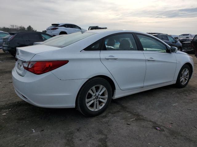 Photo 2 VIN: 5NPEB4AC2BH303061 - HYUNDAI SONATA 