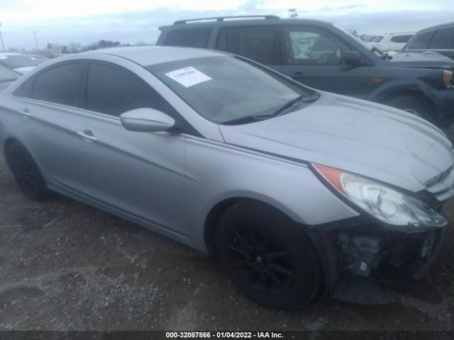 Photo 0 VIN: 5NPEB4AC2CH311713 - HYUNDAI SONATA 