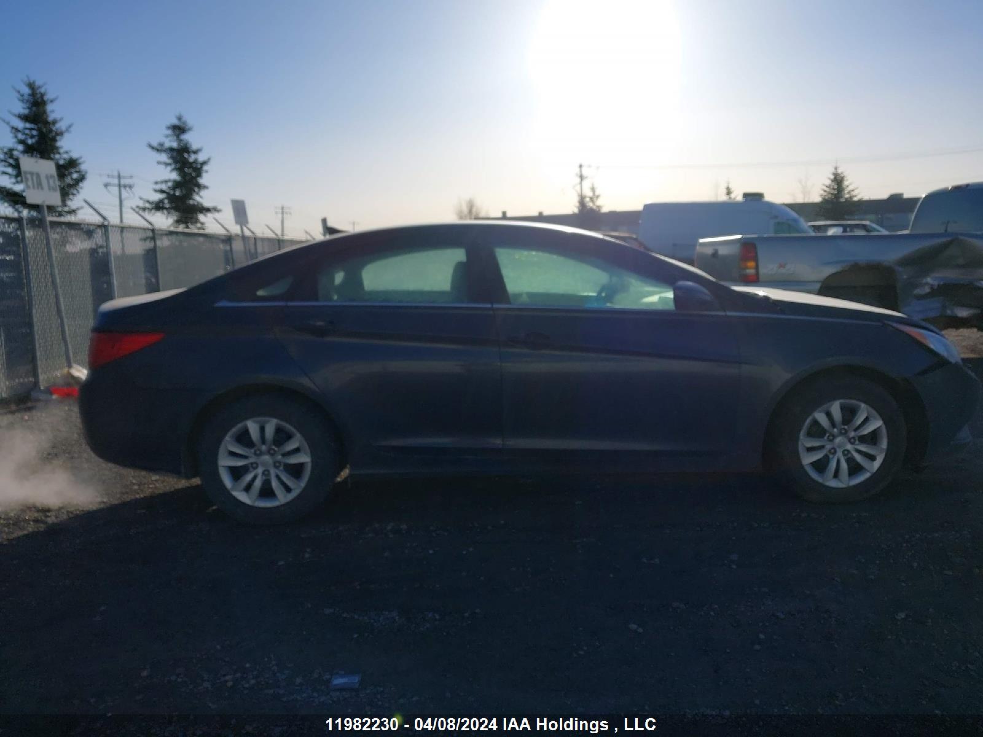 Photo 12 VIN: 5NPEB4AC2CH323599 - HYUNDAI SONATA 