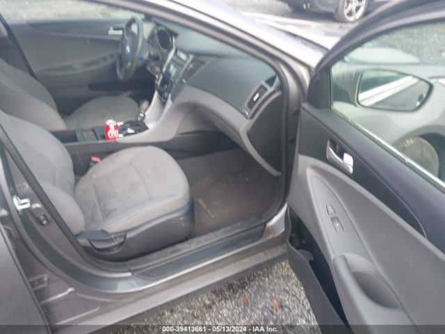 Photo 4 VIN: 5NPEB4AC2CH336594 - HYUNDAI SONATA 