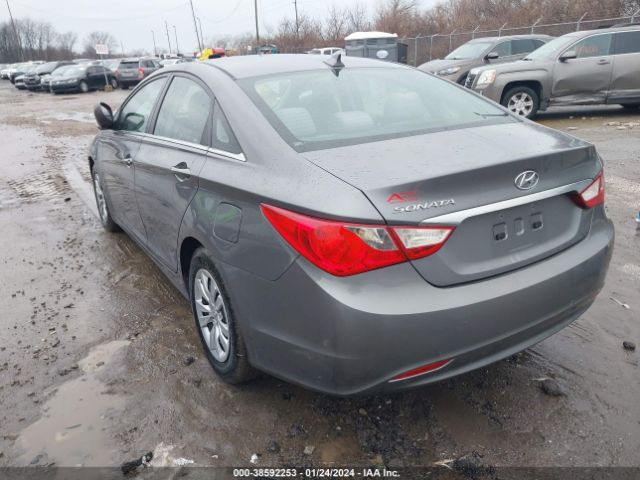 Photo 2 VIN: 5NPEB4AC2CH339124 - HYUNDAI SONATA 