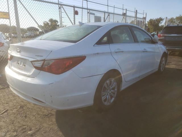 Photo 3 VIN: 5NPEB4AC2CH341388 - HYUNDAI SONATA GLS 