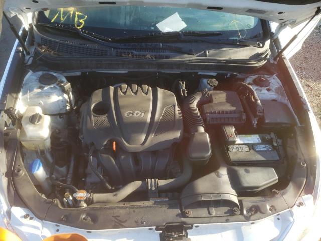 Photo 6 VIN: 5NPEB4AC2CH341388 - HYUNDAI SONATA GLS 