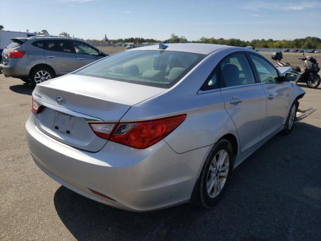 Photo 3 VIN: 5NPEB4AC2CH344498 - HYUNDAI SONATA GLS 