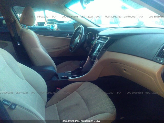 Photo 4 VIN: 5NPEB4AC2CH357946 - HYUNDAI SONATA 