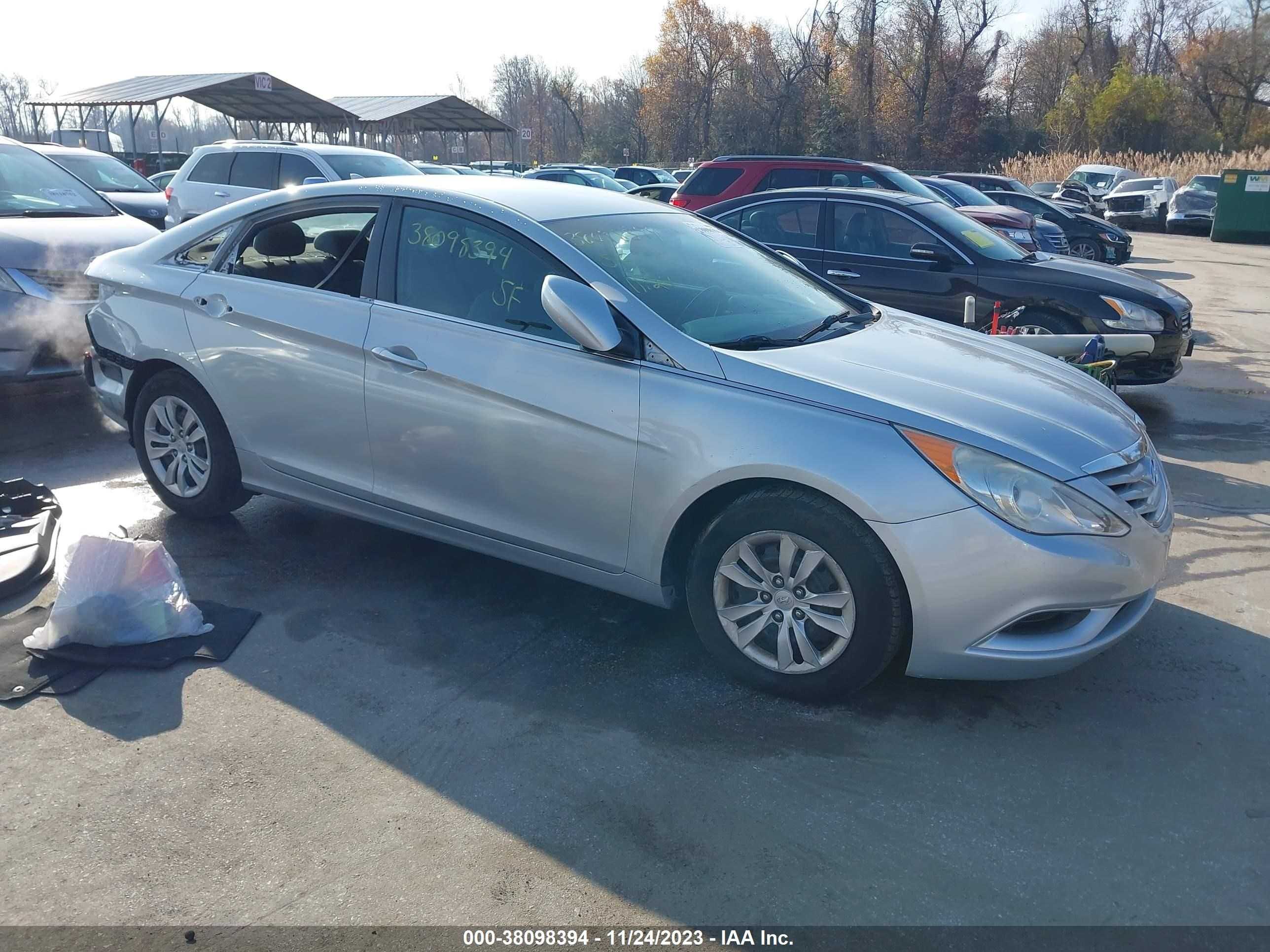 Photo 0 VIN: 5NPEB4AC2CH370230 - HYUNDAI SONATA 