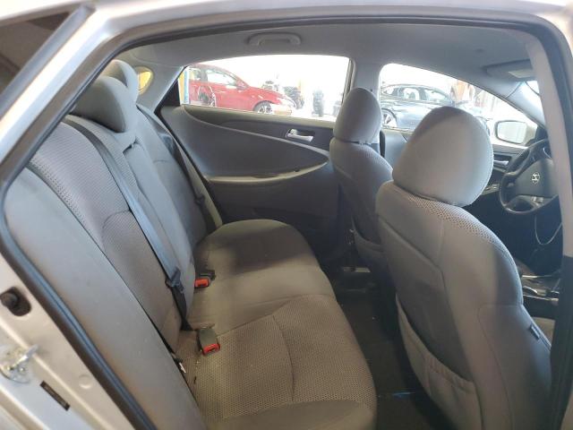 Photo 9 VIN: 5NPEB4AC2CH374939 - HYUNDAI SONATA GLS 