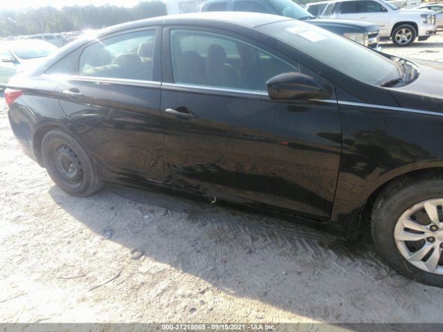 Photo 5 VIN: 5NPEB4AC2CH375251 - HYUNDAI SONATA 