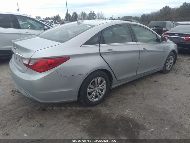 Photo 3 VIN: 5NPEB4AC2CH379025 - HYUNDAI SONATA 