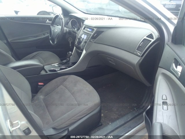 Photo 4 VIN: 5NPEB4AC2CH379025 - HYUNDAI SONATA 