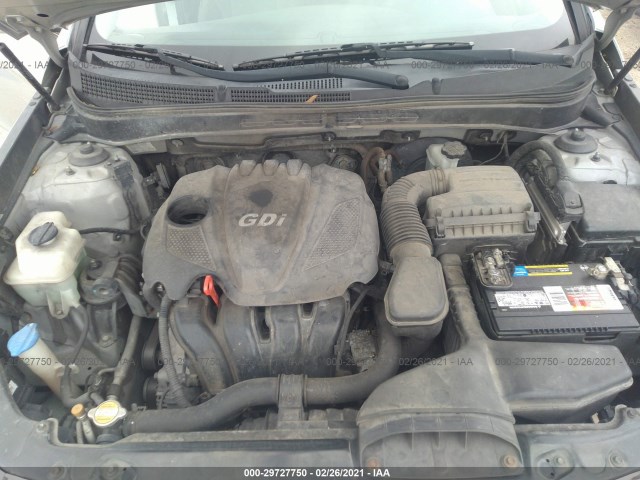 Photo 9 VIN: 5NPEB4AC2CH379025 - HYUNDAI SONATA 