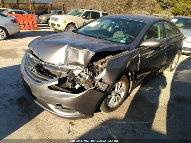 Photo 1 VIN: 5NPEB4AC2CH379106 - HYUNDAI SONATA 