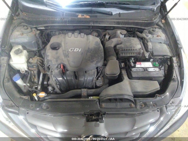 Photo 9 VIN: 5NPEB4AC2CH384273 - HYUNDAI SONATA 