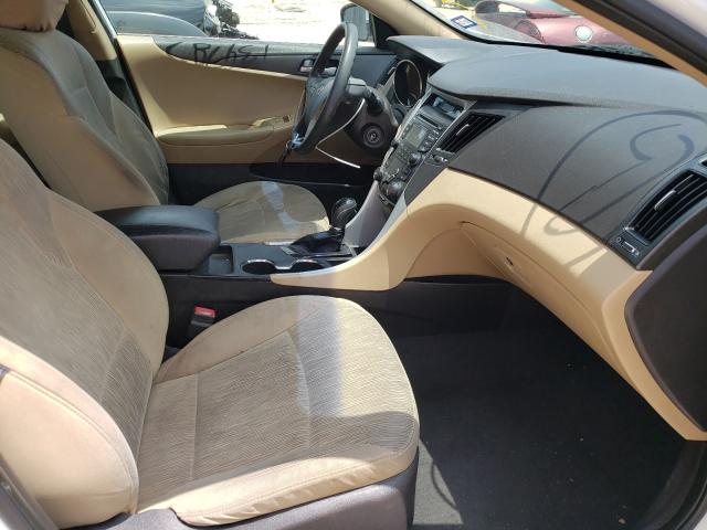 Photo 4 VIN: 5NPEB4AC2CH392843 - HYUNDAI SONATA GLS 