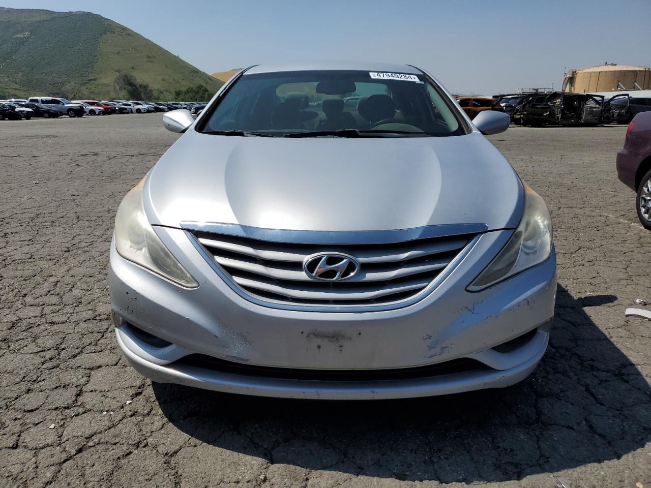 Photo 4 VIN: 5NPEB4AC2CH428742 - HYUNDAI SONATA 